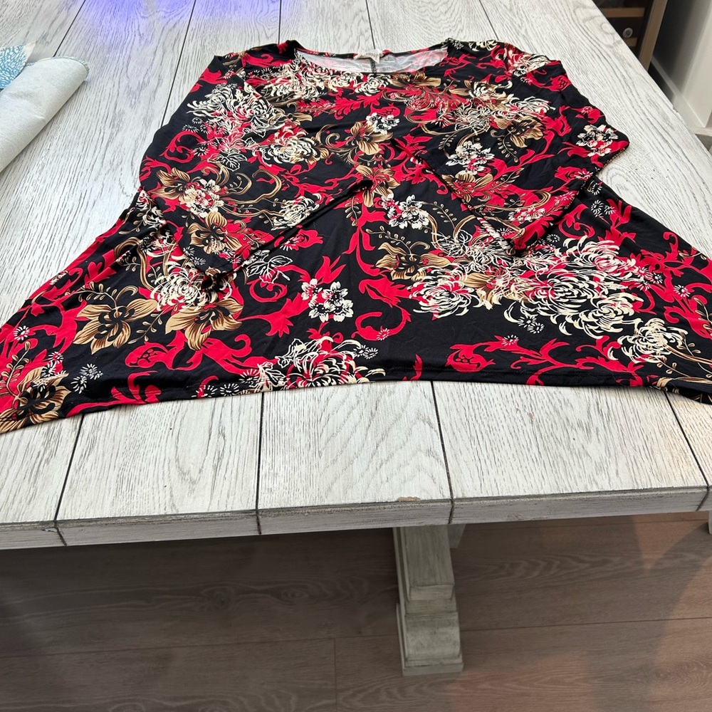 Brittany Black Floral Women's Top